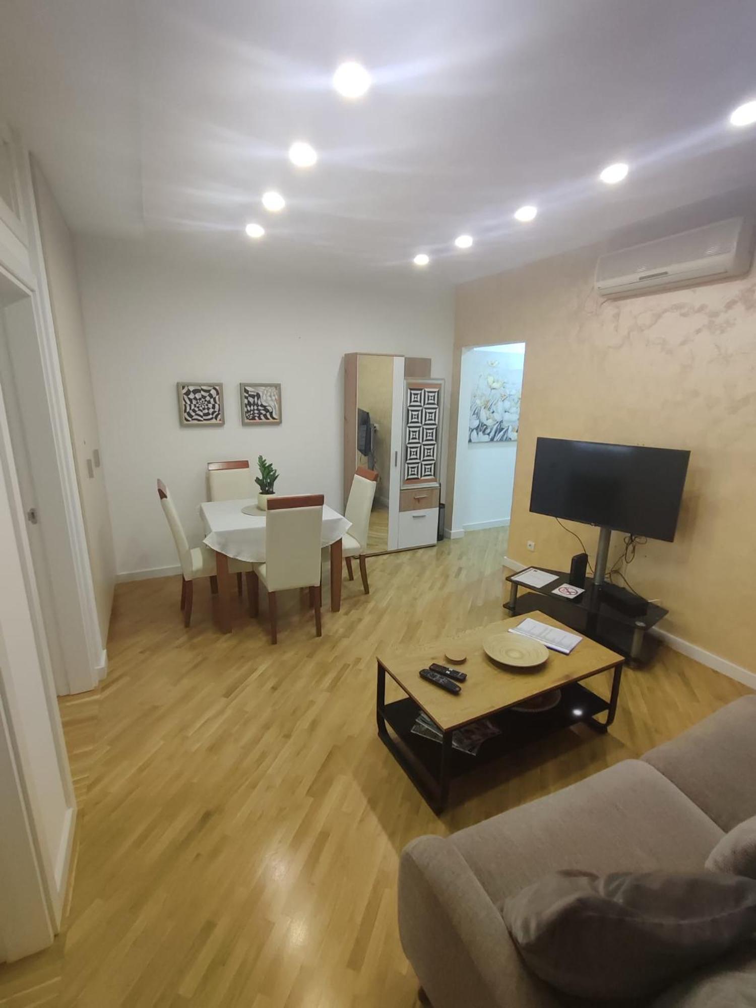 Ferienwohnung City Lights Lux Belgrad Exterior foto