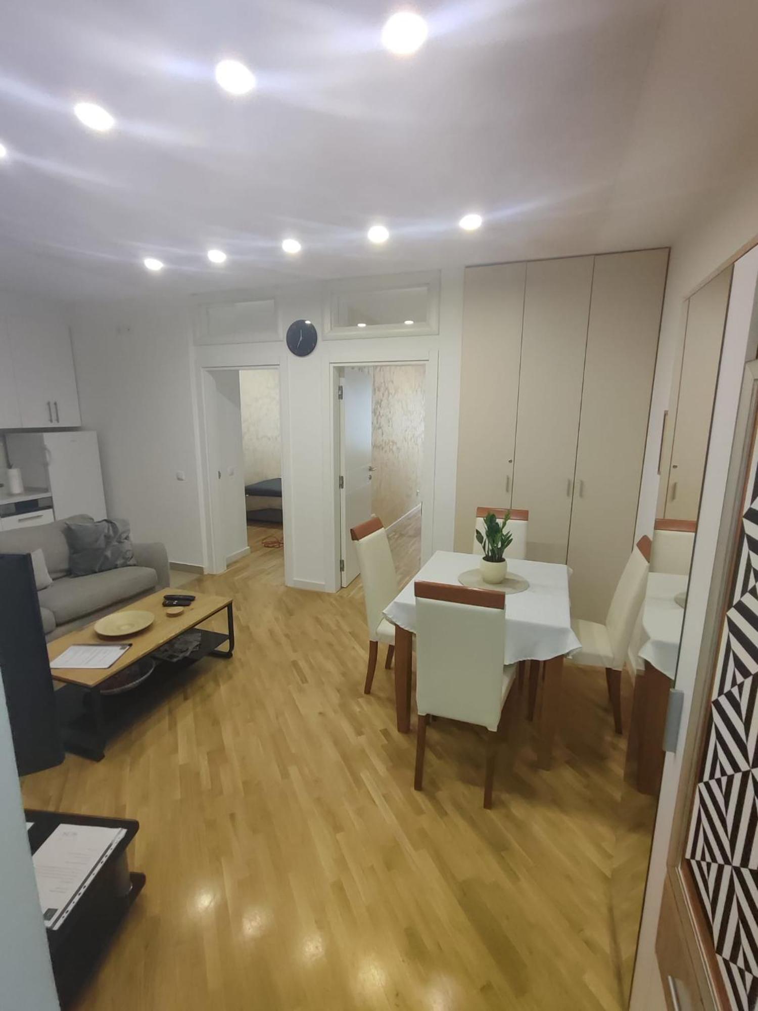 Ferienwohnung City Lights Lux Belgrad Exterior foto